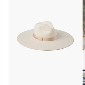 Lack of color Montana ivory bone 59cm L